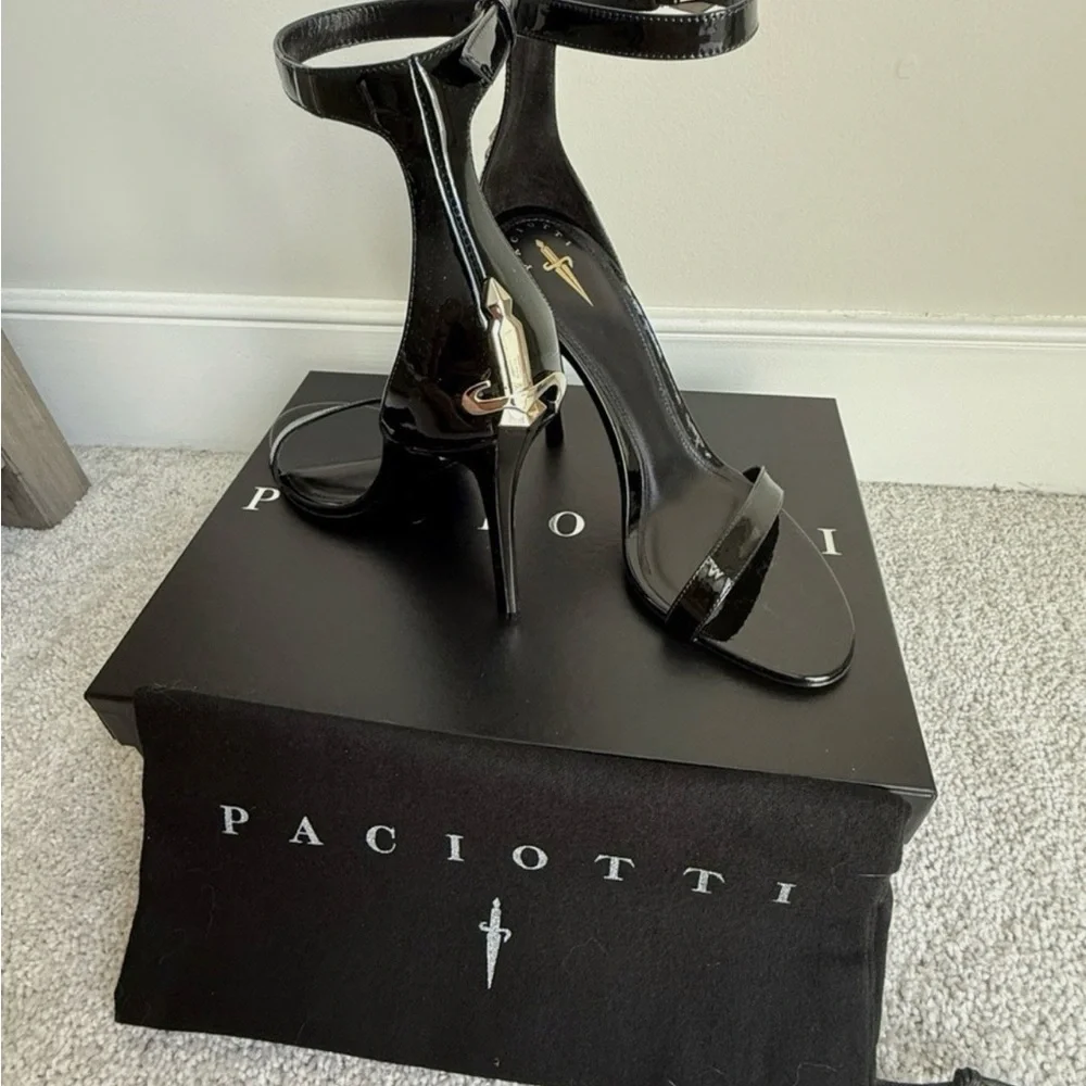 Brand NEW Cesare Paciotti Dagger Heel 40 EU 10 US - Picture 3 of 10